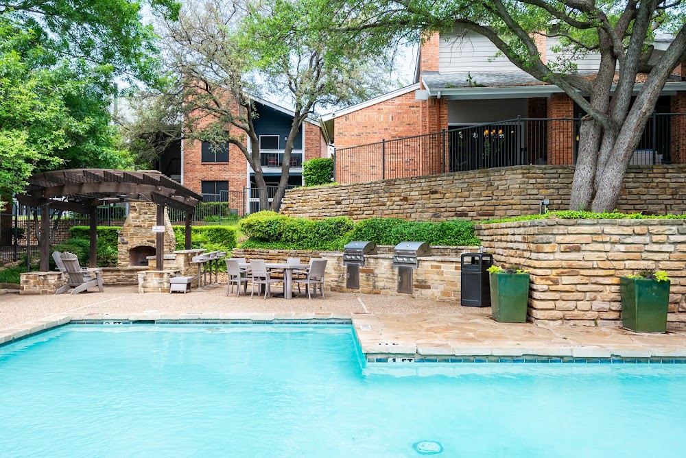 The Barcelona On Chisholm Trail