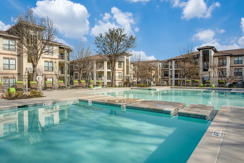 The Greens of Fossil Lake Apartments