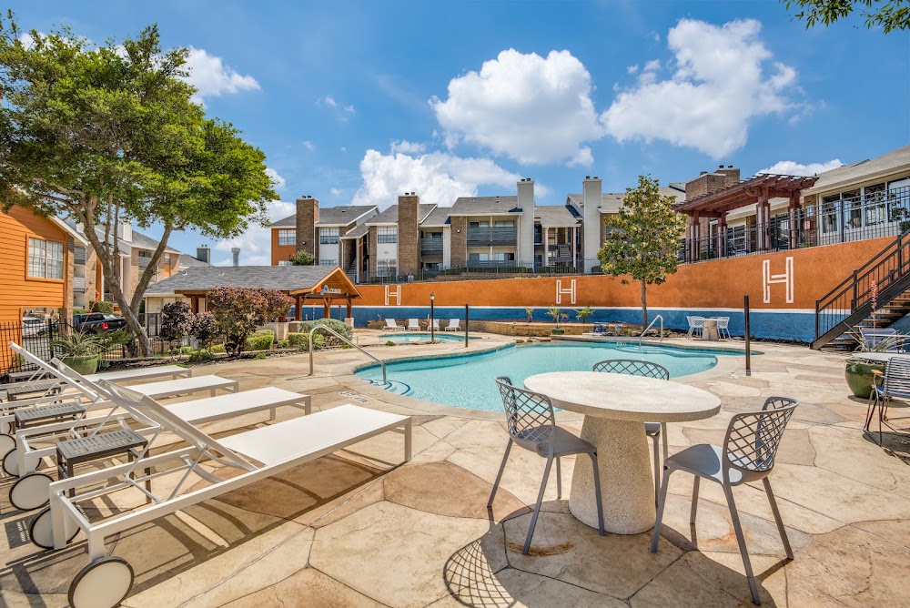 Hudson Apartments