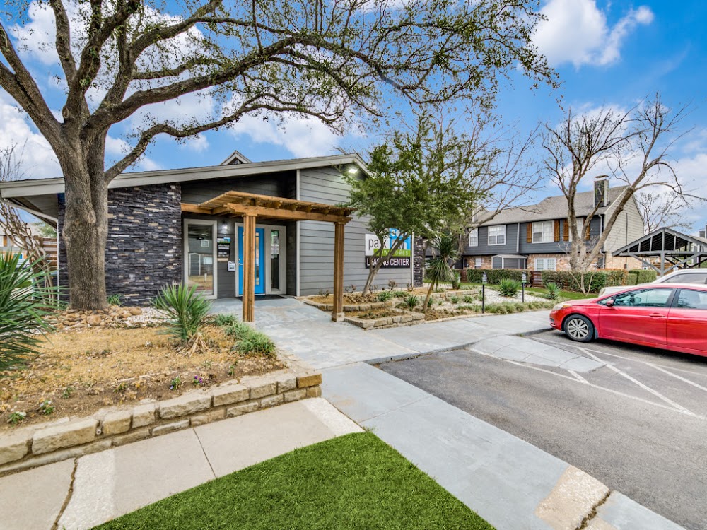 Park City Townhomes Apartments