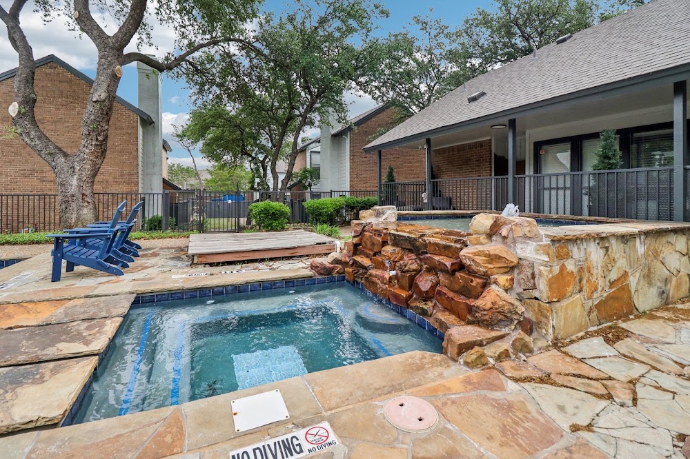 Woodbridge Townhomes