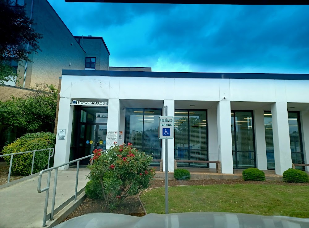 Linwood Square