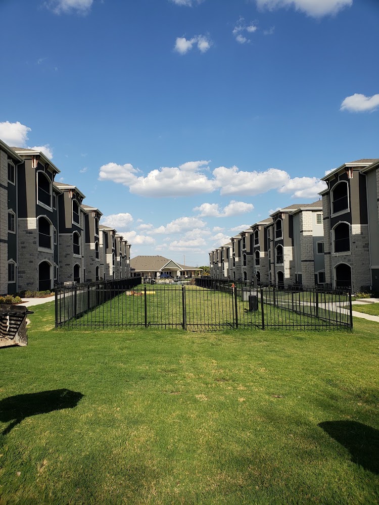 Oak View Apartments