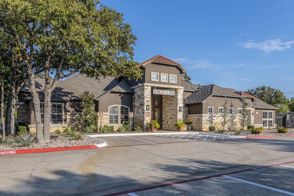 The Heights Apartments and Townhomes
