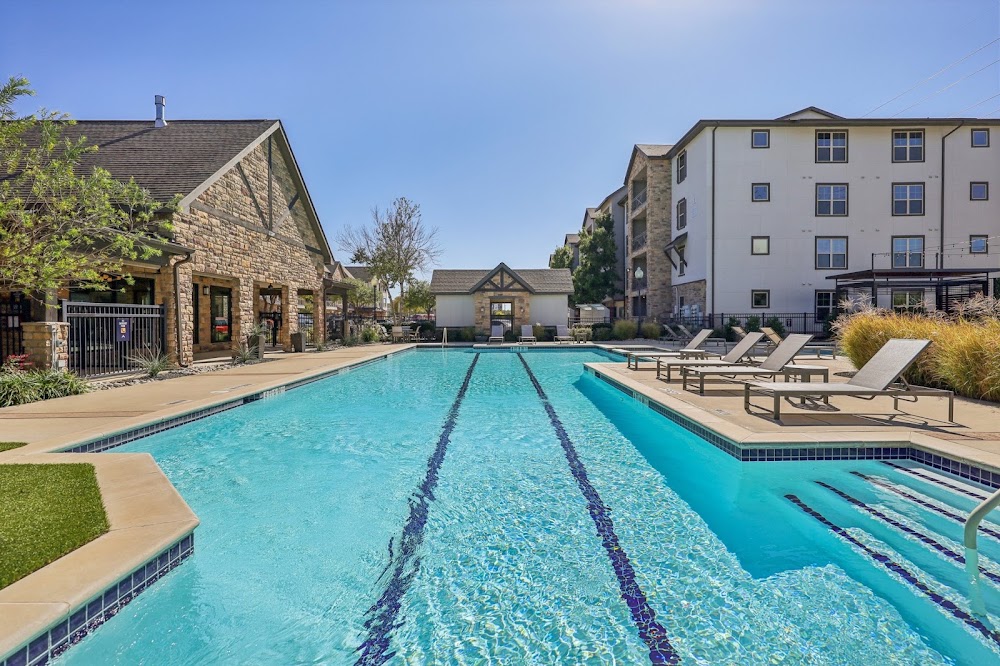 Vine + Vail Townhomes and Apartments