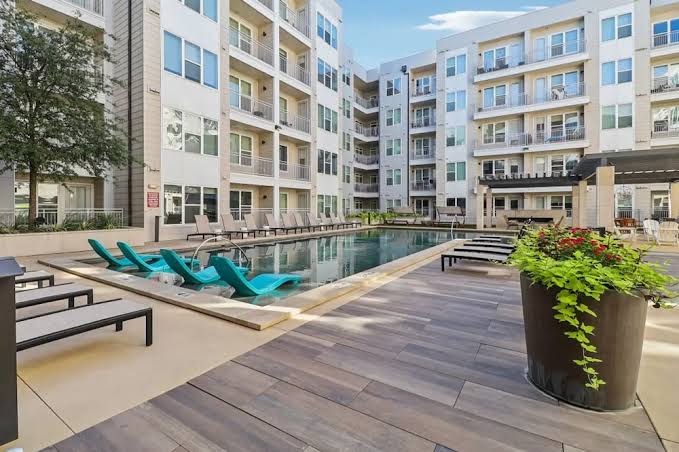 Landing Furnished Apartments at REVL Crockett Row