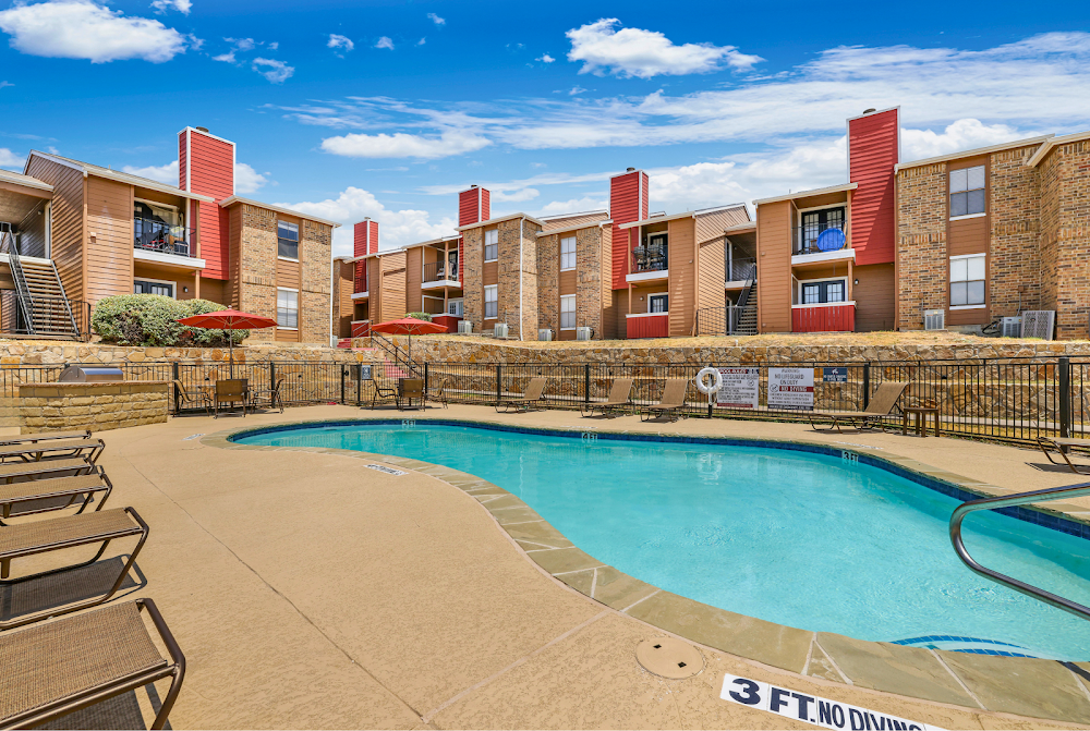 Marine Creek Apartments